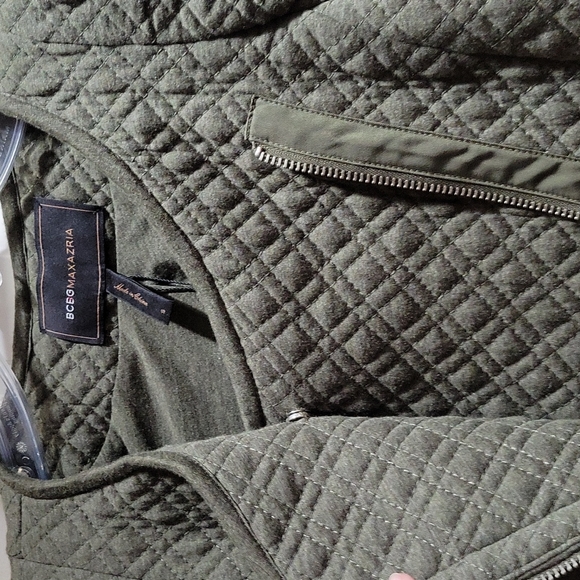 NWT BCBG Maxazria Crop Army Olive Green Moto Jacket Quilted Sructured Shoulders - Picture 4 of 10